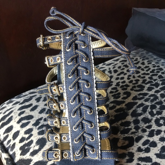 [❌SOLD] Authentic Dolce & Gabbana Strappy Heels - Picture 2 of 7